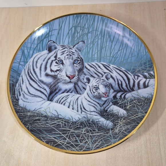 National Wildlife Federation Other - National Wildlife Federation White Tigers Plate Michael Matherly Limited
